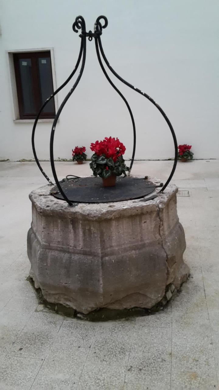 مبيت وإفطار Sant'Agata di Puglia L'Antico Monastero المظهر الخارجي الصورة