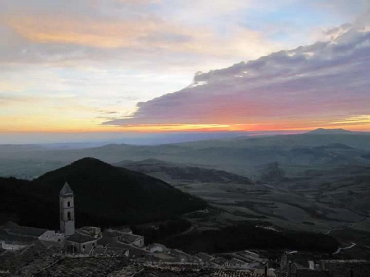 مبيت وإفطار Sant'Agata di Puglia L'Antico Monastero المظهر الخارجي الصورة